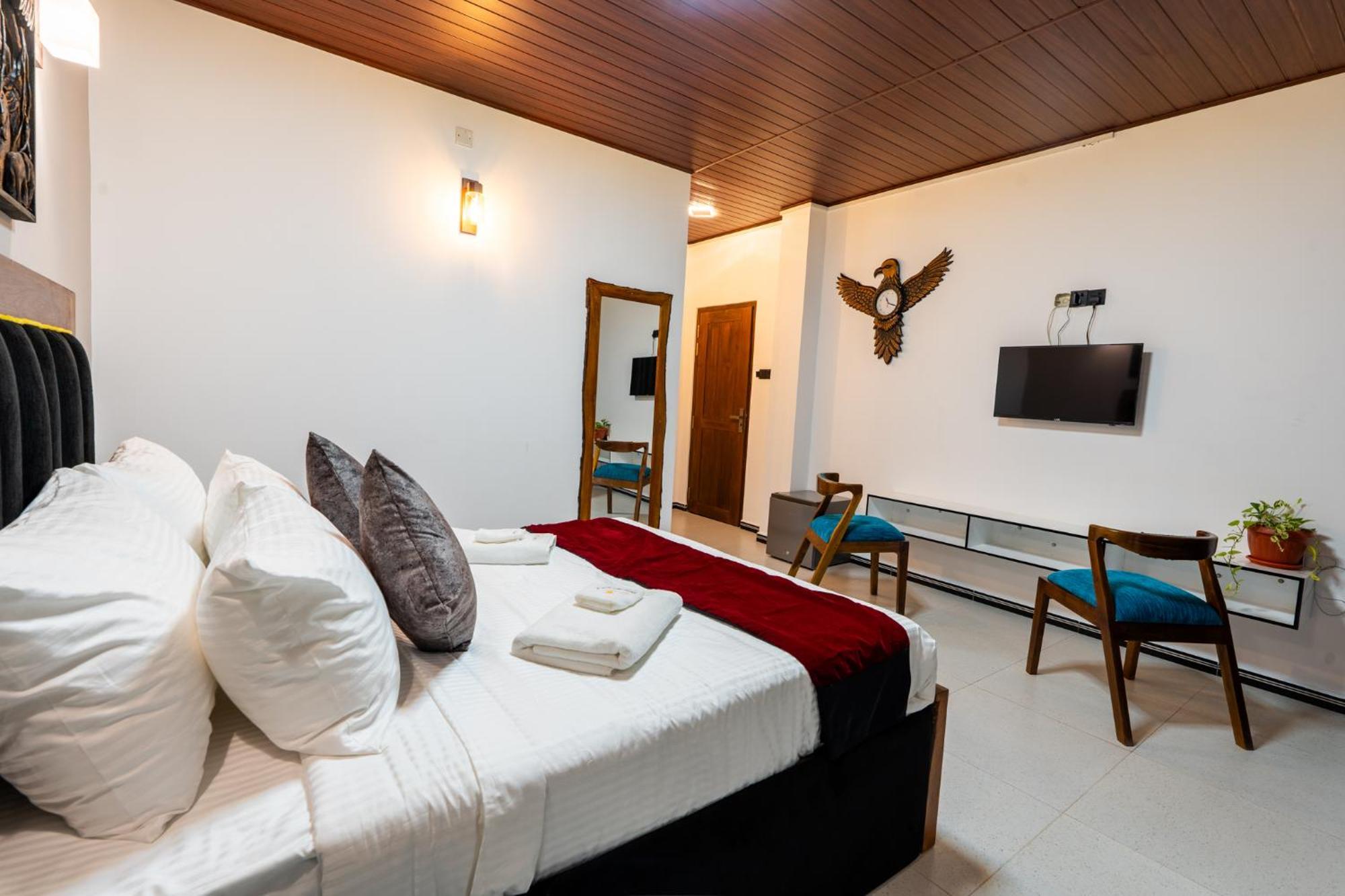 Golden Stars Hotel دامبولا المظهر الخارجي الصورة