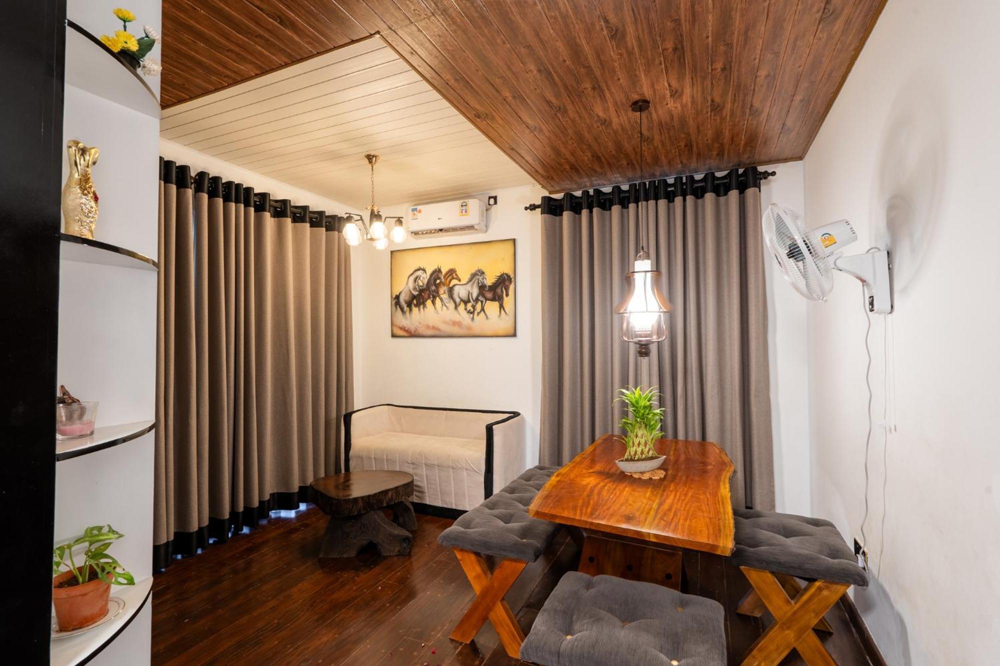Golden Stars Hotel دامبولا المظهر الخارجي الصورة